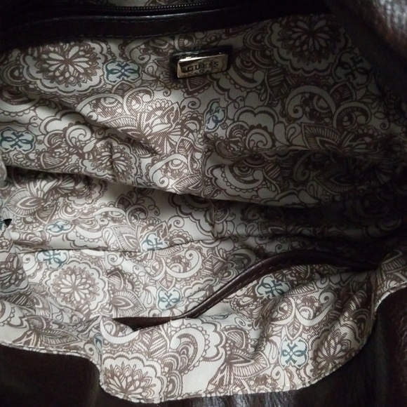 Guess Bag - Picture 7 of 8